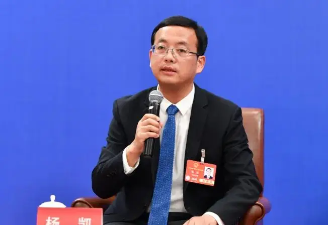 大乐透期号,专家推荐,于谦谈马匹,香港赛马会主页,赛程安排,赛果查询,马匹资料,比赛分析