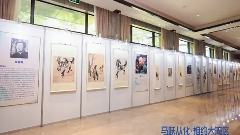 何泽尧大乐透期号精选：专家三冠推荐质合分析